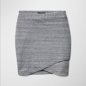 Aritzia Talula Skirt NWT